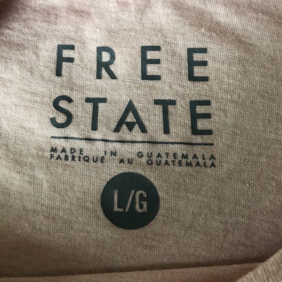 💜Graphic tee - Picture 5 of 5